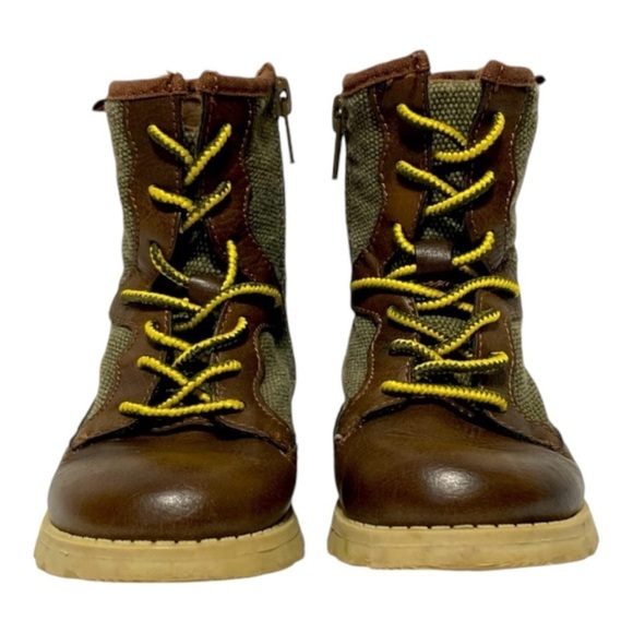 Toddler Carter’s Buddy Fashion Boots - Picture 5 of 7